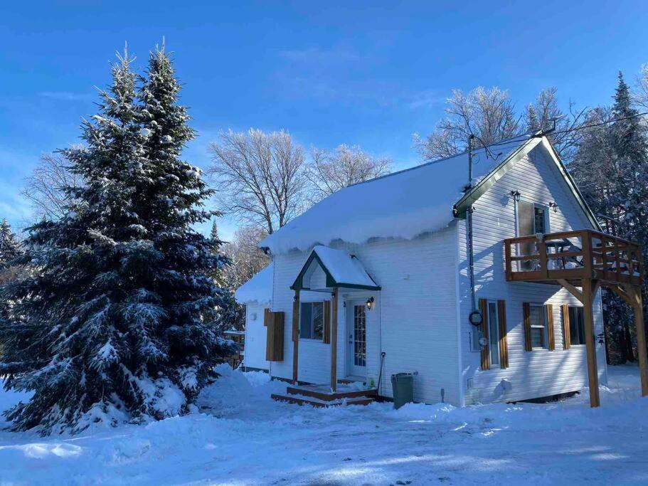 Le Jazz- Chalet Rustique/Chic Avec Spa Notre-Dame-Des-Bois Buitenkant foto