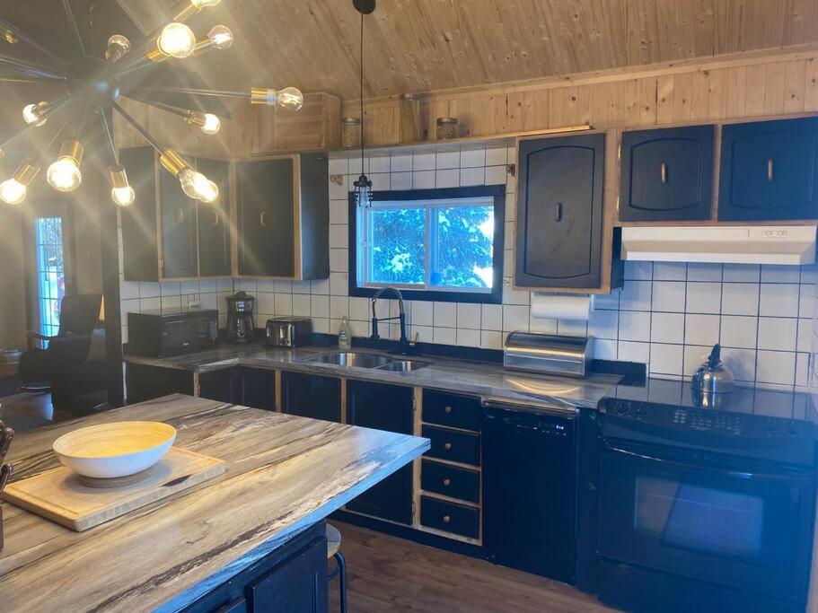 Le Jazz- Chalet Rustique/Chic Avec Spa Notre-Dame-Des-Bois Buitenkant foto