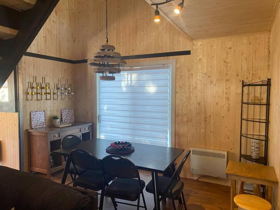 Le Jazz- Chalet Rustique/Chic Avec Spa Notre-Dame-Des-Bois Buitenkant foto