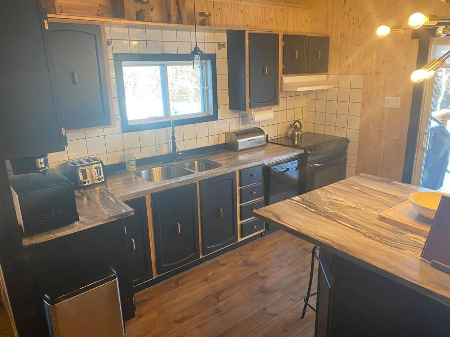 Le Jazz- Chalet Rustique/Chic Avec Spa Notre-Dame-Des-Bois Buitenkant foto
